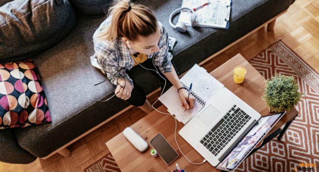 Strukturierter Lernprozess mit digitalen Tools und Notizen